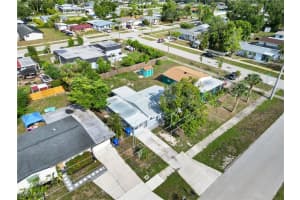 3847 Maxine Street, Fort Myers, FL 33901 - MLS#225051827