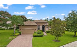 6155 Dogleg Dr, Naples