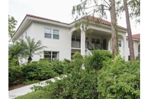 1055 Forest Lakes Dr D213, Naples
