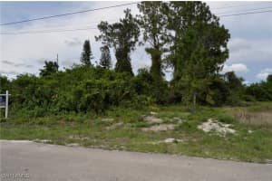 57 Curtis Avenue, Lehigh Acres, FL 33976 - MLS#225051962