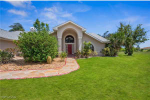 516 8th Street, Cape Coral, FL 33991 Sold 07/23/25