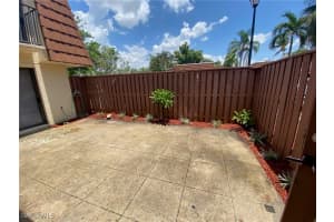 5239 Cedarbend Drive, Fort Myers, FL 33919 - MLS#225051981