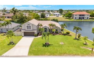 302 8th Place, Cape Coral, FL 33990 Sold 07/15/25
