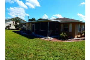 643 92nd Avenue, Naples, FL 34108 - MLS#225052087