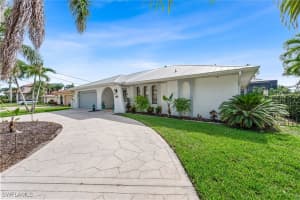 5630 Riverside Drive, Cape Coral, FL 33904 - MLS#225052094