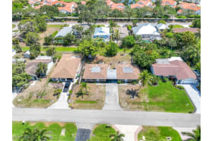 676 and 680 92nd Avenue, Naples, FL 34108 Sold 08/21/25