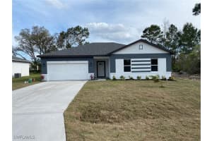 1040 Milwaukee Boulevard, Lehigh Acres, FL 33974 Sold 08/18/25