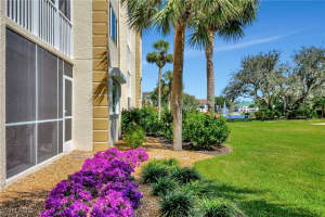 320 Horse Creek Drive, Naples, FL 34110 Sold 07/18/25