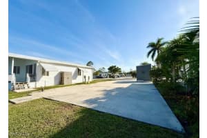 447 Cheetah Drive, Naples, FL 34114 - MLS#225052167
