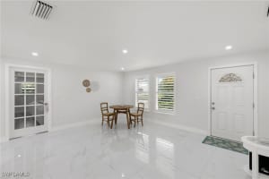 700 100th Avenue, Naples, FL 34108 - MLS#225052180