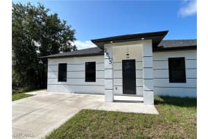 2815 4th Street, Lehigh Acres, FL 33976 - MLS#225052220