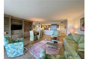 10851 GULF SHORE Drive, Naples, FL 34108-3004 - MLS#225052295