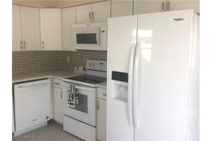 579 91st Avenue, Naples, FL 34108 - MLS#225052302