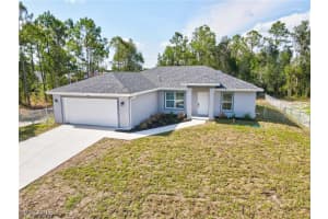 2712 43RD Street, Lehigh Acres, FL 33976 Sold 08/08/25