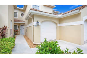 96 Silver Oaks Circle, Naples, FL 34119 - MLS#225052337