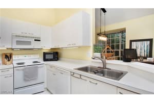 96 Silver Oaks Circle, Naples, FL 34119 - MLS#225052337