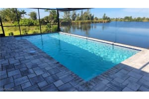 702 30th Place, Cape Coral, FL 33993 - MLS#225052345