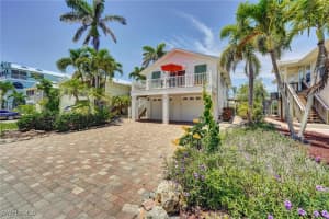 291 Mango Street, Fort Myers Beach, FL 33931 - MLS#225052403