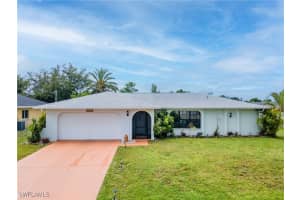 1302 18th Street, Cape Coral, FL 33990 - MLS#225052415