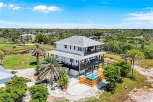 5257 Western Drive, St James City, FL 33956 Sold 09/02/25