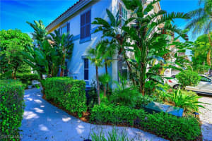 133 Colonade Circle, Naples, FL 34103 - MLS#225052522