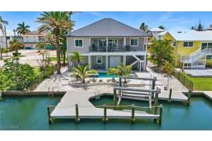 231 Flamingo Street, Fort Myers Beach, FL 33931 - MLS#225052552