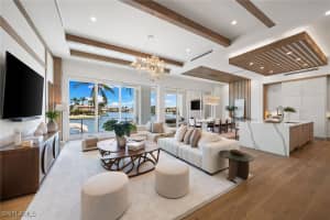 273 Trade Winds Avenue, Naples, FL 34108 - MLS#225052556