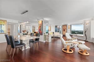 5555 Heron Point Drive, Naples, FL 34108 - MLS#225052576