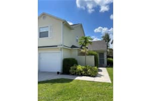 1526 A Trafalgar Ln J-102, Naples