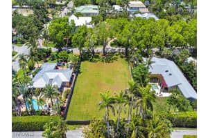 140 2nd Avenue, Naples, FL 34102 - MLS#225052605