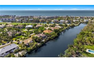 1283 Par View Dr, Sanibel