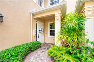8649 Champions Point, Naples, FL 34113 - MLS#225052699
