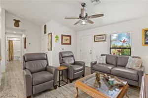 3901 48th Terrace, Cape Coral, FL 33993 - MLS#225052714