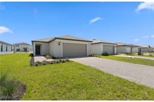 1198 Caloosa Cove Drive, Labelle, FL 33935 - MLS#225052745