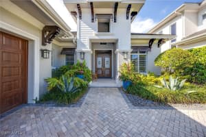 6818 Mangrove Avenue, Naples, FL 34109 - MLS#225052793