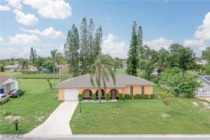 1438 Caywood Circle, Lehigh Acres, FL 33936 - MLS#225052902