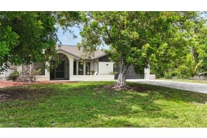 9041 Tangelo Blvd, Fort Myers
