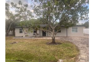 3915 Lotus Dr, Naples