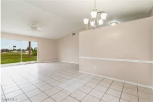 302 10th Terrace, Cape Coral, FL 33909 - MLS#225053142