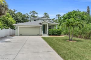 2955 Pine Tree Drive, Naples, FL 34112 - MLS#225053171