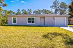 6009 Moss Circle, Labelle, FL 33935 Sold 07/25/25