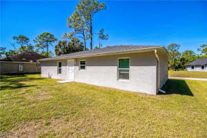 6009 Moss Circle, Labelle, FL 33935 Sold 07/25/25