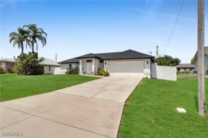 637 9th Avenue, Cape Coral, FL 33991 - MLS#225053242
