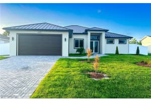 427 21st Terrace, Cape Coral, FL 33991 - MLS#225053267