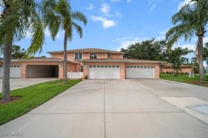 20025 Lake Vista Cir 6b, Lehigh Acres