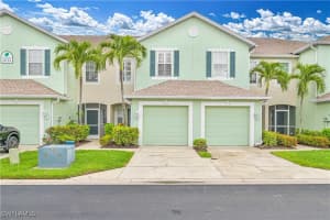 3613 Pine Oak Cir 105, Fort Myers