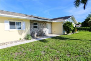 698 107th Avenue, Naples, FL 34108 - MLS#225053344