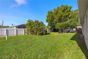 1226 15th Terrace, Cape Coral, FL 33991 - MLS#225053357
