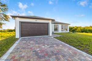 420 Caywood Avenue, Lehigh Acres, FL 33974 Sold 09/19/25