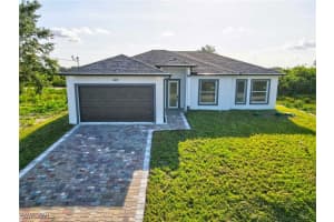 420 Caywood Avenue, Lehigh Acres, FL 33974 Sold 09/19/25